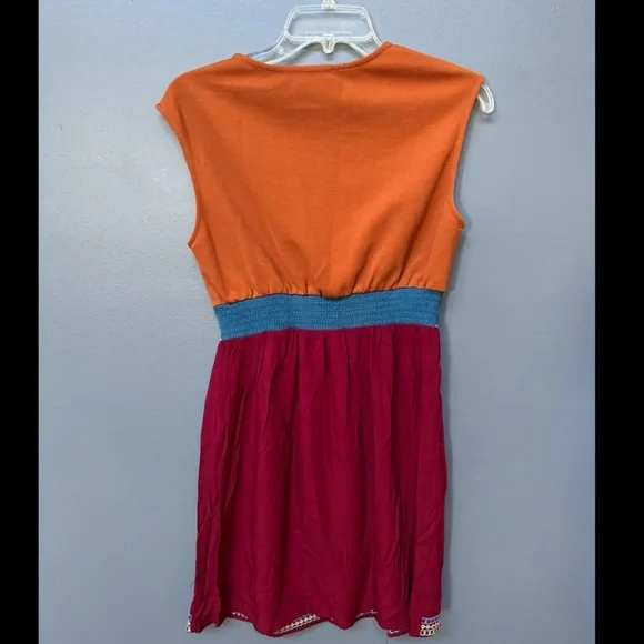 Flying Tomato Dress in size Medium - Picture 2 of 4